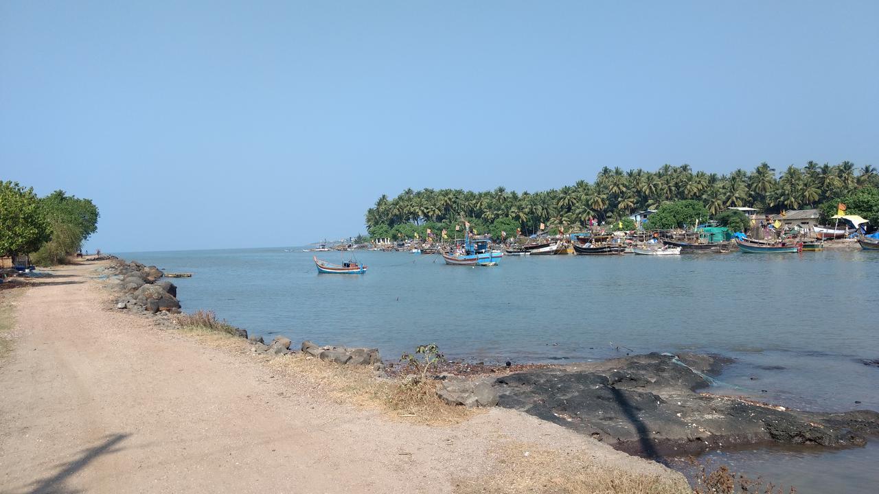 V Resorts Mahua Bagh Murud Nāndgaon Екстериор снимка