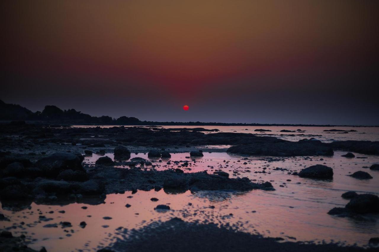 V Resorts Mahua Bagh Murud Nāndgaon Екстериор снимка