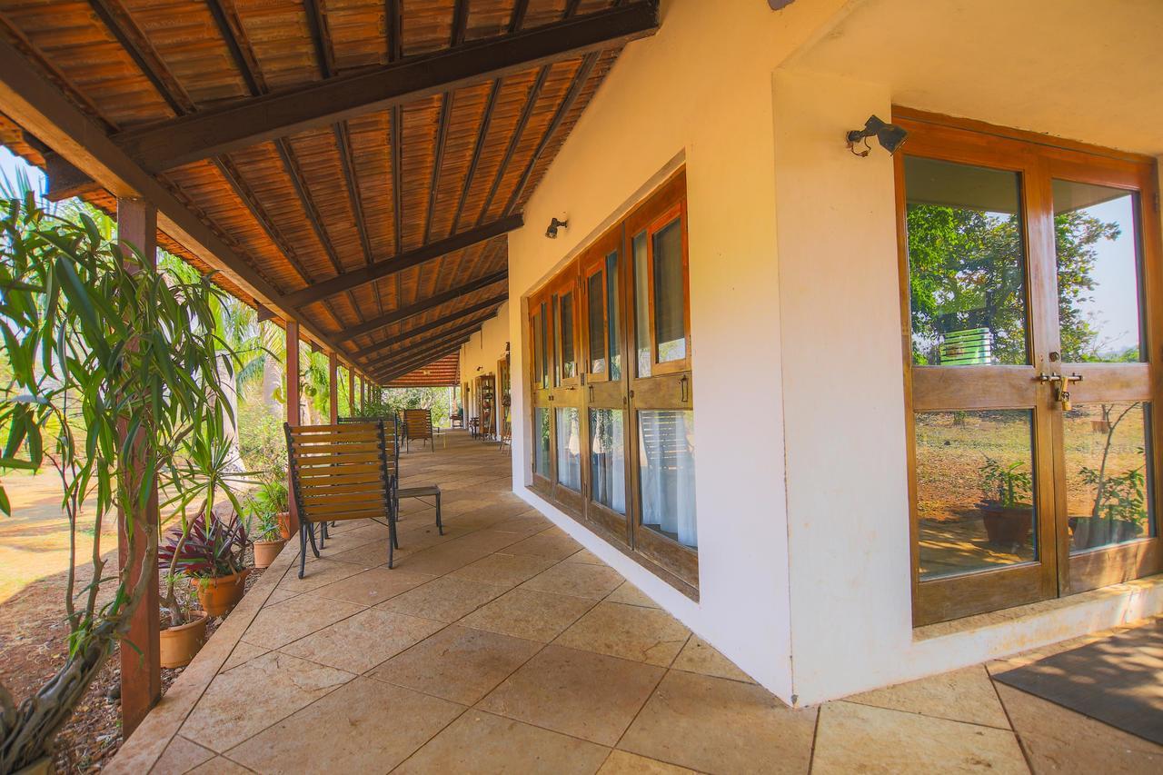 V Resorts Mahua Bagh Murud Nāndgaon Екстериор снимка