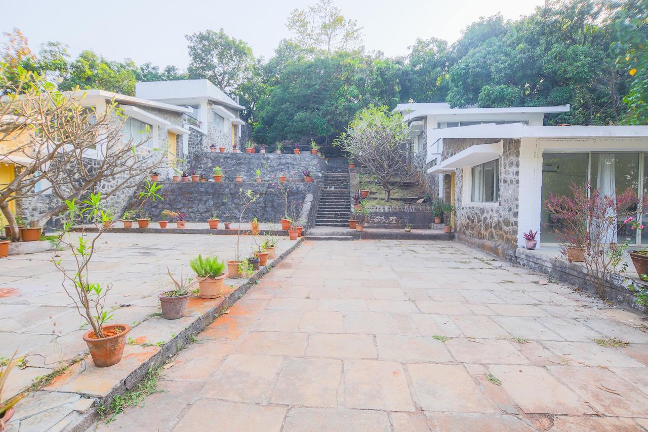 V Resorts Mahua Bagh Murud Nāndgaon Екстериор снимка